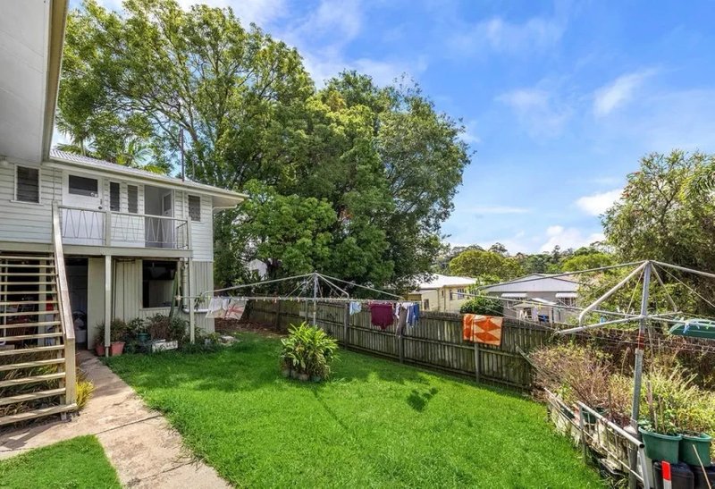 Photo - 3/37 Mansted Street, Holland Park West QLD 4121 - Image 9