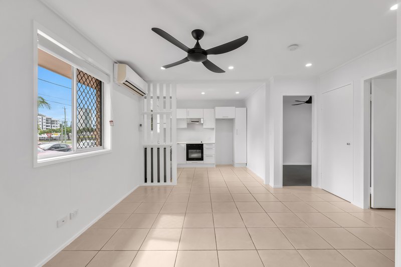 Photo - 3/37 North Street, Southport QLD 4215 - Image 3