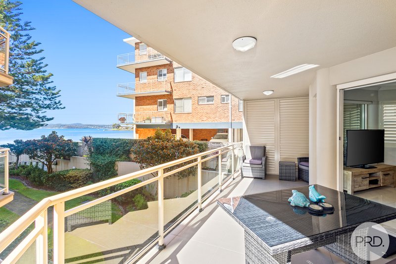 Photo - 3/37 Soldiers Point Road, Soldiers Point NSW 2317 - Image 8
