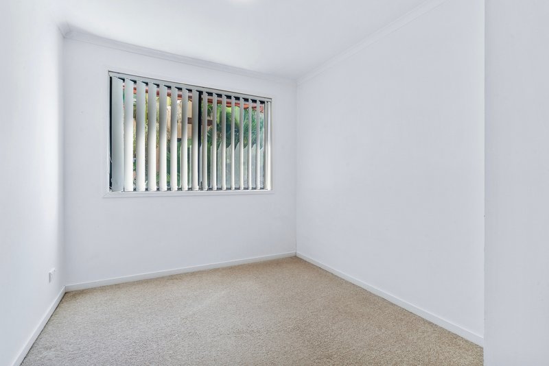 Photo - 3/37 T E Peters Drive, Broadbeach Waters QLD 4218 - Image 12