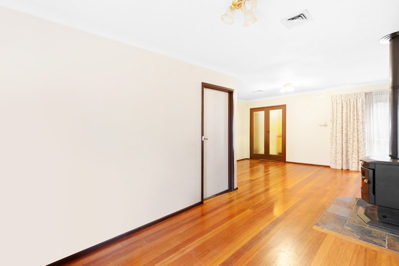 Photo - 337 Taylors Road, Kings Park VIC 3021 - Image 9