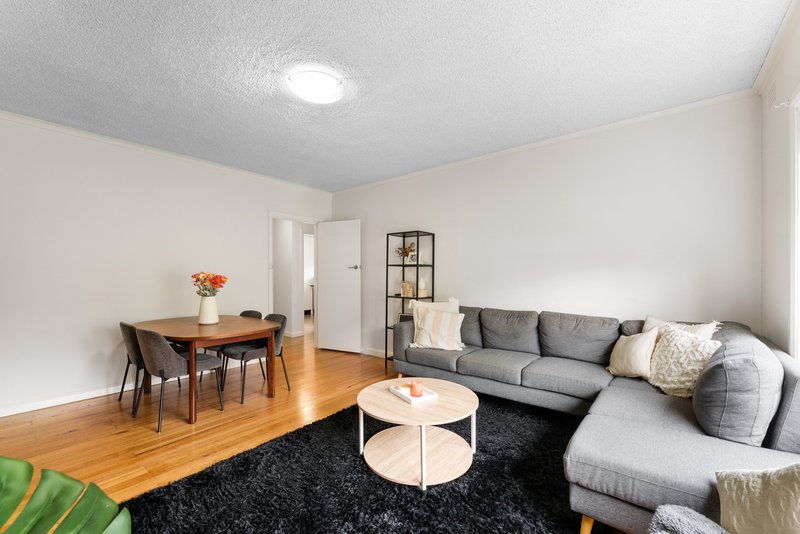 Photo - 3/37 Thomas Street, Camberwell VIC 3124 - Image 3