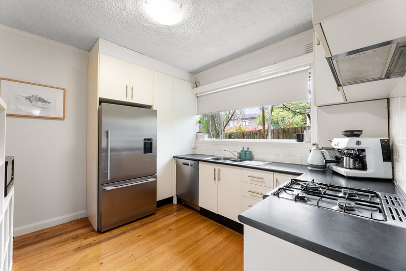 Photo - 3/37 Thomas Street, Camberwell VIC 3124 - Image 5