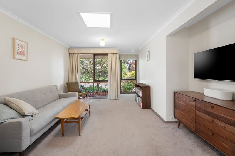 Photo - 3/37 Torbay Street, Macleod VIC 3085 - Image 3