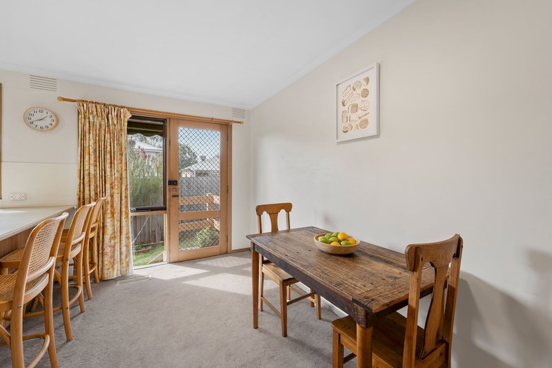 Photo - 3/37 Torbay Street, Macleod VIC 3085 - Image 5