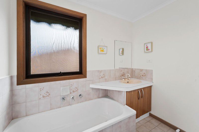 Photo - 3/37 Torbay Street, Macleod VIC 3085 - Image 8