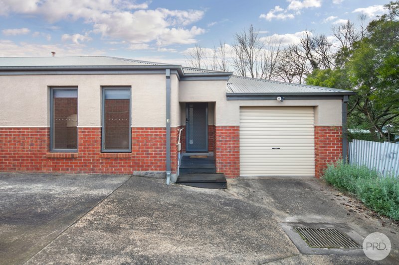 Photo - 3/37 Victoria Street, Creswick VIC 3363 - Image 1