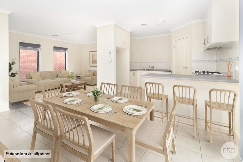 Photo - 3/37 Victoria Street, Creswick VIC 3363 - Image 3