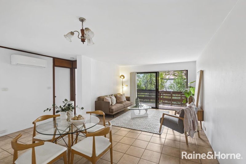 Photo - 3/37 Waverley Road, Taringa QLD 4068 - Image 2