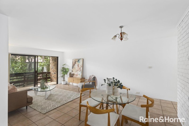 Photo - 3/37 Waverley Road, Taringa QLD 4068 - Image 3