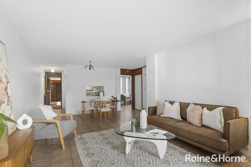 Photo - 3/37 Waverley Road, Taringa QLD 4068 - Image 4
