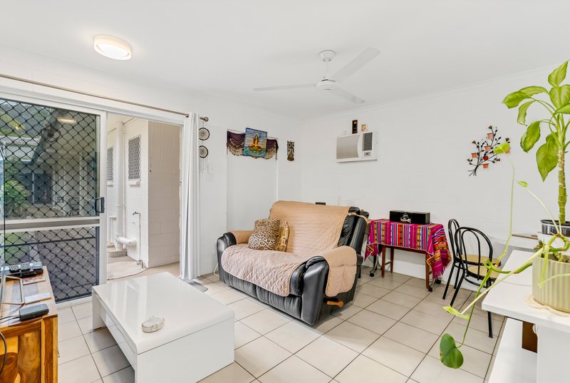 Photo - 3/379 Mayers Street, Edge Hill QLD 4870 - Image 5