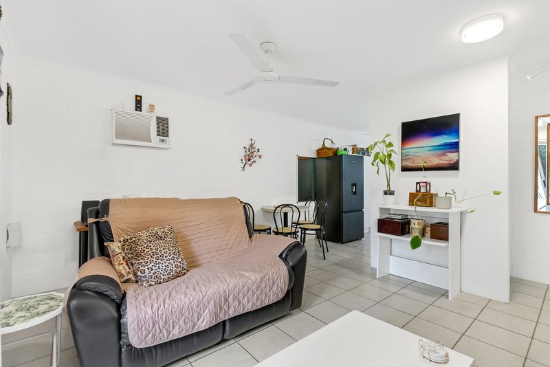 Photo - 3/379 Mayers Street, Edge Hill QLD 4870 - Image 6