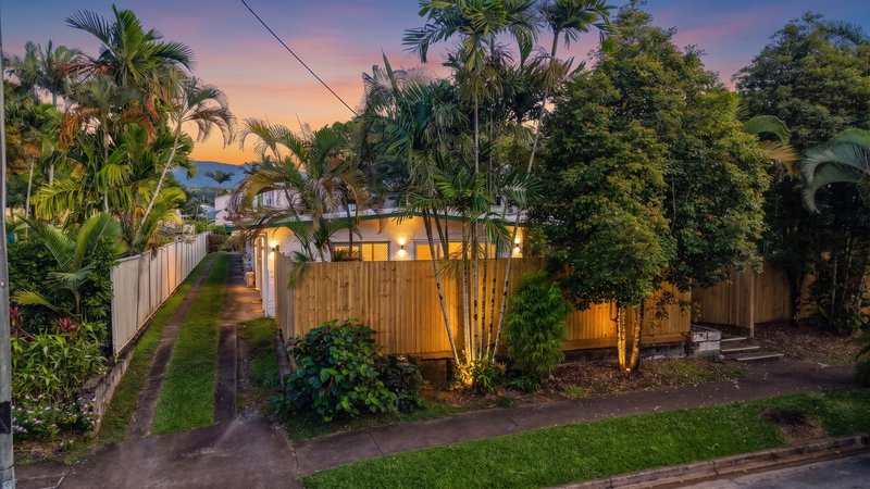 Photo - 3/379 Mayers Street, Edge Hill QLD 4870 - Image 12
