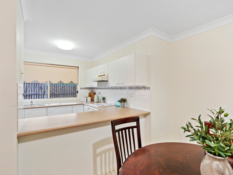 Photo - 33/7A Copernicus Street, Wynnum West QLD 4178 - Image 3