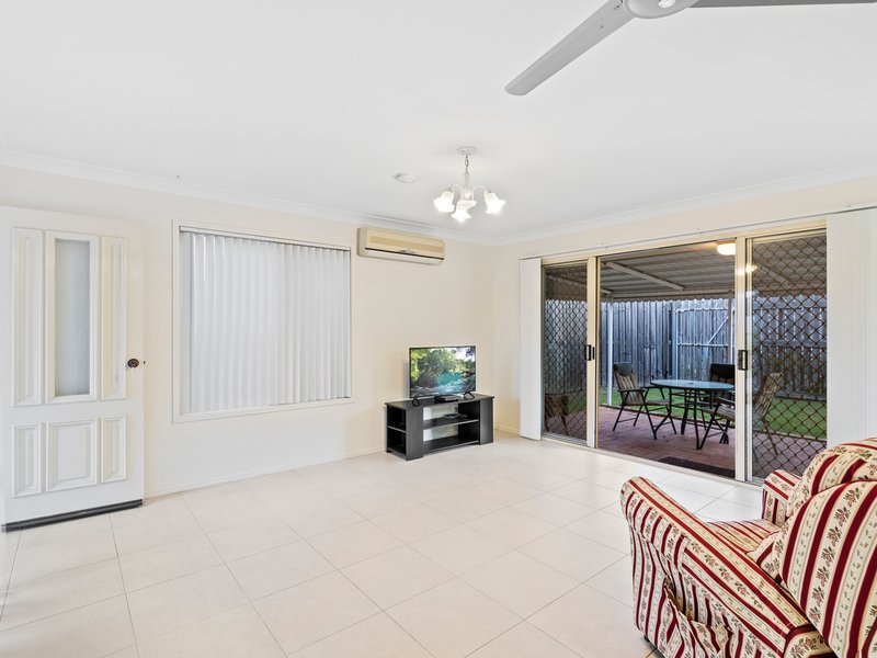 Photo - 33/7A Copernicus Street, Wynnum West QLD 4178 - Image 4