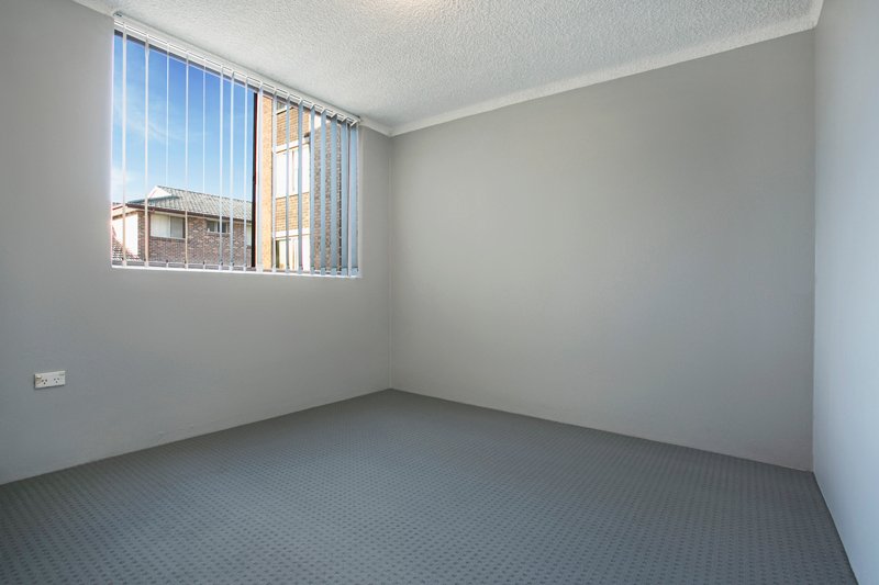 Photo - 3/38-40 Castlereagh Street, Penrith NSW 2750 - Image 7