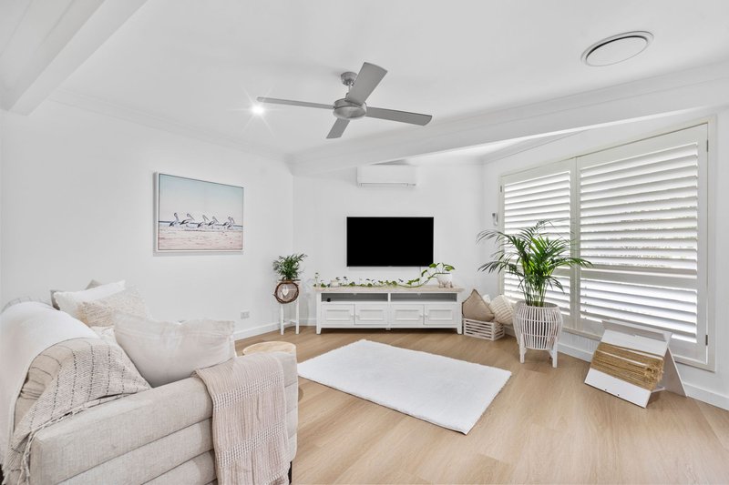 Photo - 3/38 Abalone Avenue, Paradise Point QLD 4216 - Image 7