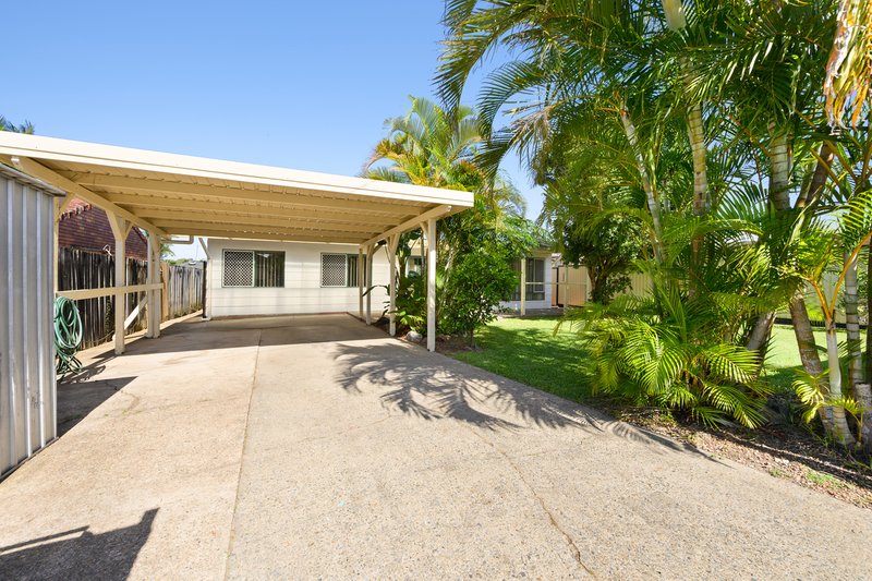 Photo - 338 Government Road, Labrador QLD 4215 - Image 4