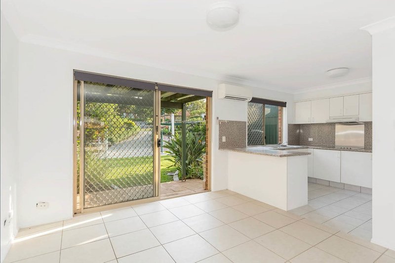 Photo - 3/38 Murev Way, Carrara QLD 4211 - Image 4