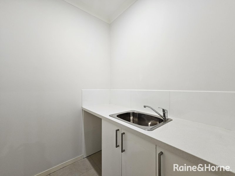 Photo - 3/38 Station Avenue, St Albans VIC 3021 - Image 9