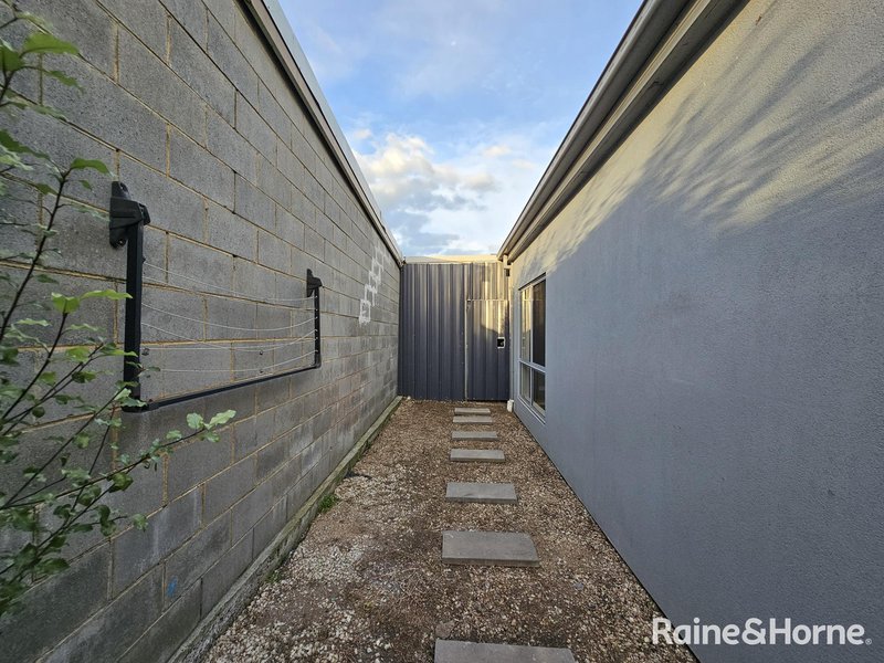 Photo - 3/38 Station Avenue, St Albans VIC 3021 - Image 12