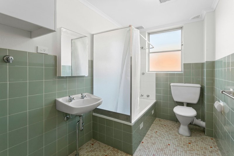 Photo - 3/38 Waine Street, Freshwater NSW 2096 - Image 4