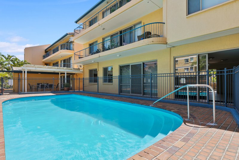 Photo - 3/383 Esplanade , Torquay QLD 4655 - Image 2