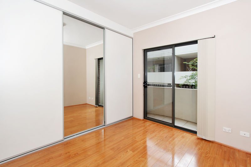 Photo - 33/9-17 Eastbourne Road, Homebush West NSW 2140 - Image 6