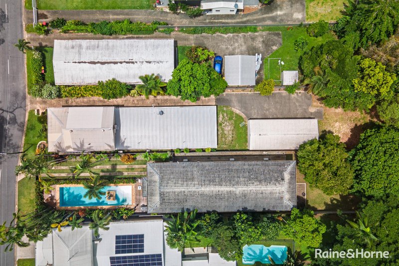 Photo - 3/39 Arlington Esplanade, Clifton Beach QLD 4879 - Image 4