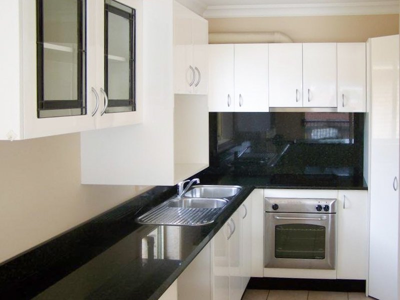 Photo - 3/39 Church Street, Wollongong NSW 2500 - Image 2