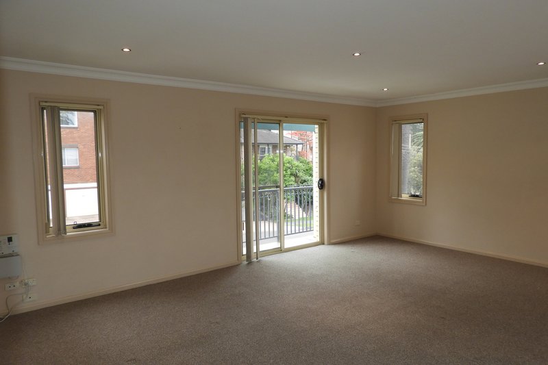 Photo - 3/39 Church Street, Wollongong NSW 2500 - Image 9