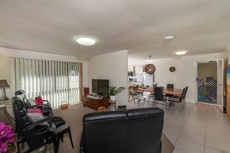 Photo - 339 Pumicestone Rd , Caboolture QLD 4510 - Image 11