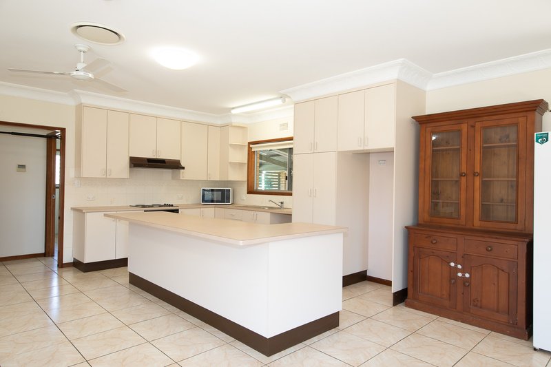 Photo - 339 Springwood Road, Springwood QLD 4127 - Image 2