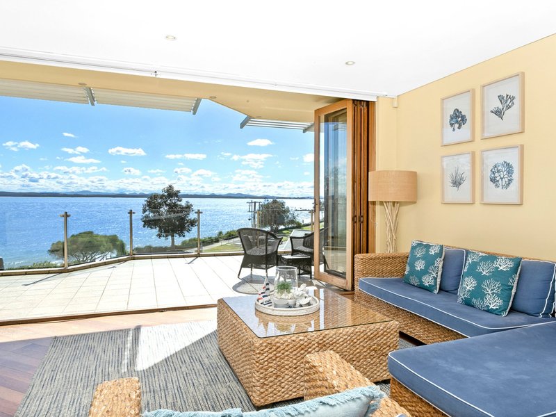 Photo - 3/39 Victoria Parade, Nelson Bay NSW 2315 - Image 9