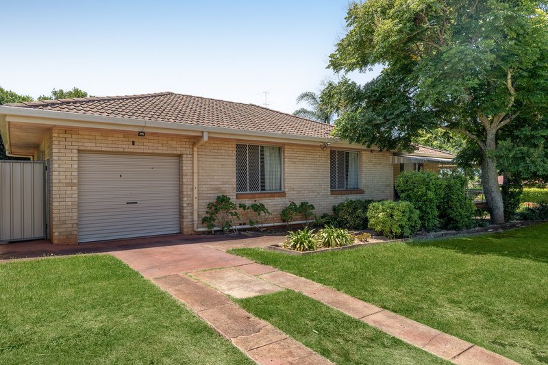 339 West Street, Harristown QLD 4350