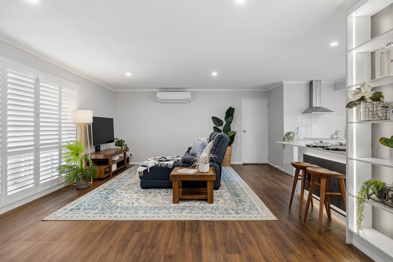 Photo - 3/390-392 Birkdale Road, Wellington Point QLD 4160 - Image 7