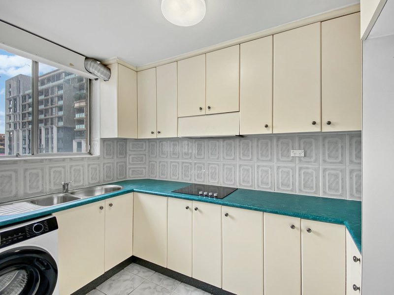 Photo - 33/90-94 Wentworth Road, Burwood NSW 2134 - Image 3