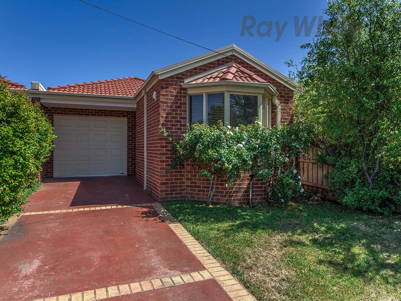 Photo - 33A Bent Street, St Albans VIC 3021 - Image 1