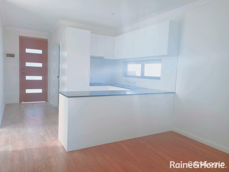 Photo - 33A Durham Street, Minto NSW 2566 - Image 4
