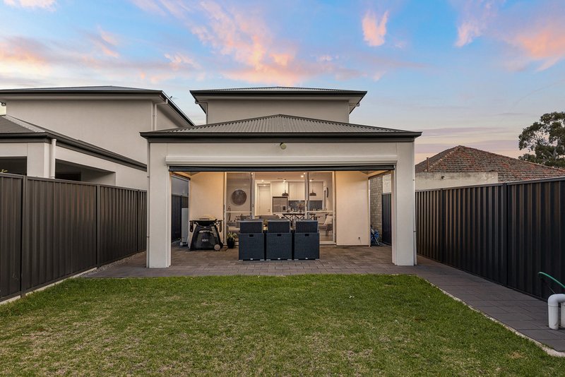 Photo - 33A Markwick Crescent, Campbelltown SA 5074 - Image 23