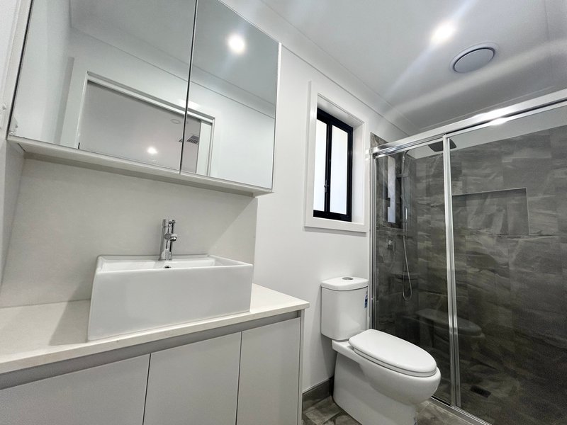 Photo - 33a Nash Street, South Penrith NSW 2750 - Image 5