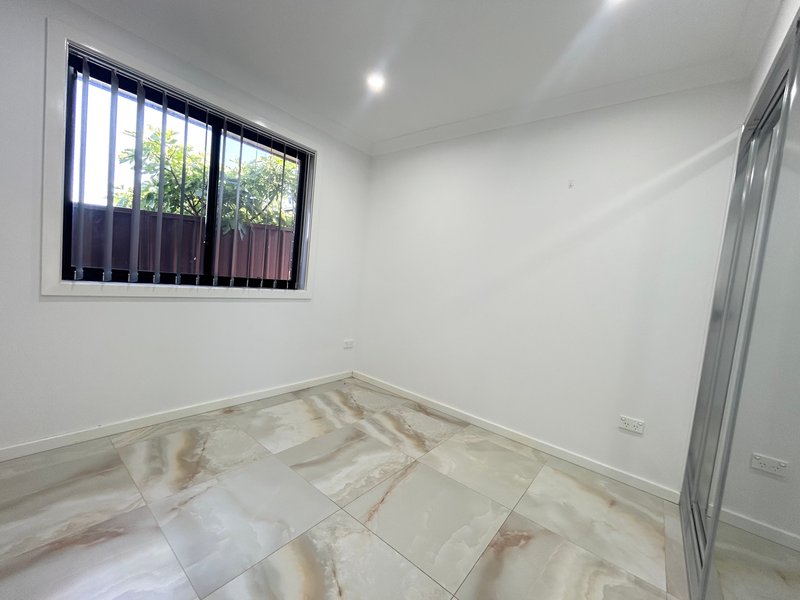 Photo - 33a Nash Street, South Penrith NSW 2750 - Image 6