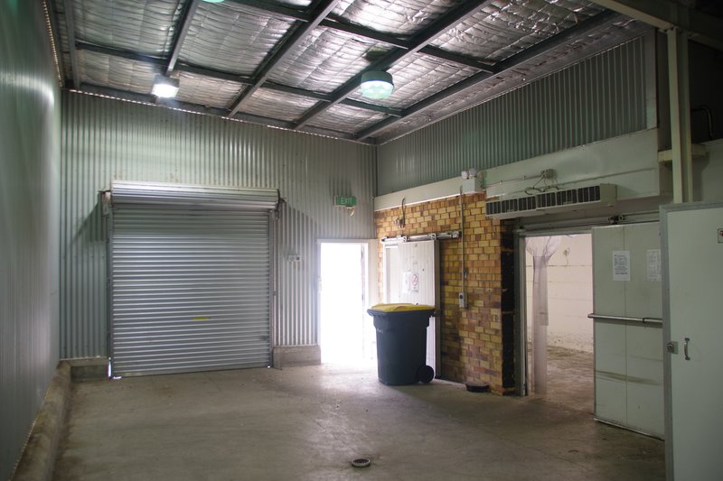 Photo - 33A Railway Street, Narrabri NSW 2390 - Image 4