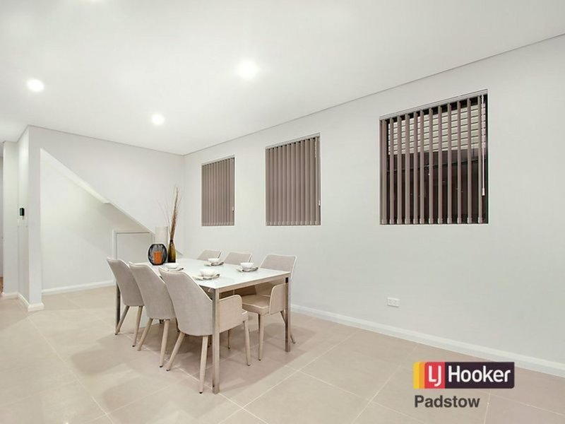 Photo - 33a Sandakan Road, Revesby Heights NSW 2212 - Image 3