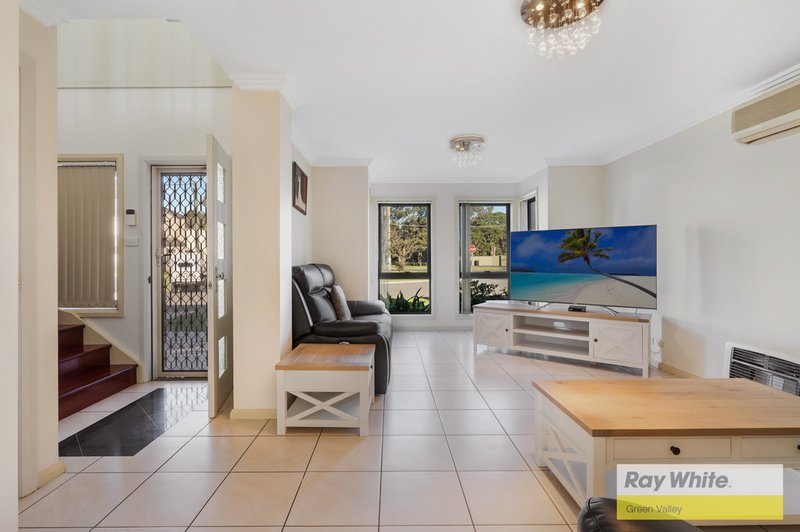 Photo - 33a Wonga Road, Lurnea NSW 2170 - Image 3