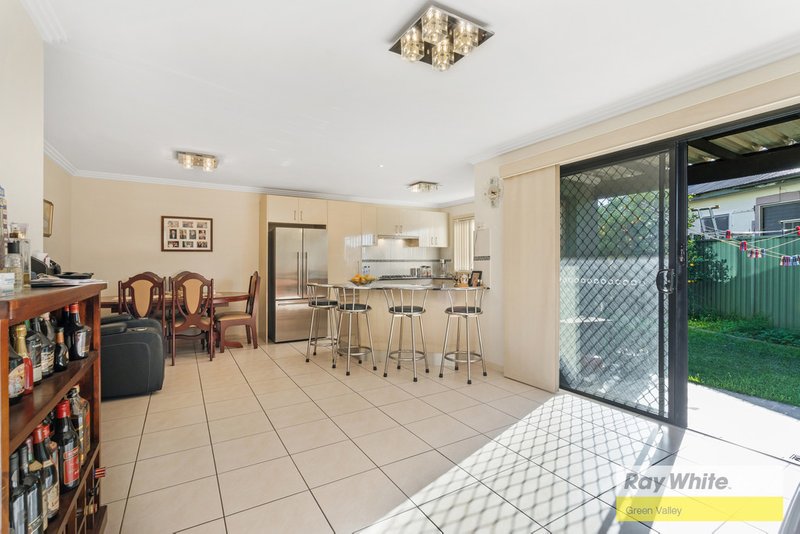 Photo - 33a Wonga Road, Lurnea NSW 2170 - Image 5