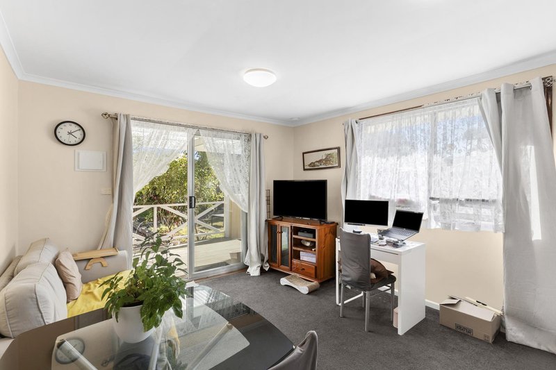 Photo - 33B Bateman Street, Kambah ACT 2902 - Image 1