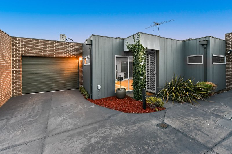 Photo - 3/3B Bawden Street, Carrum Downs VIC 3201 - Image 2