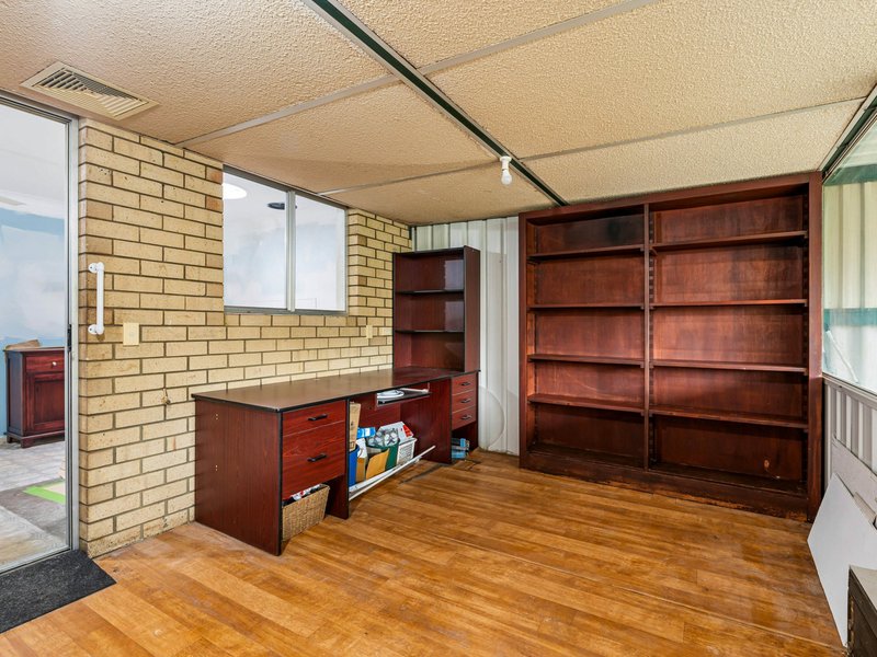 Photo - 33B Cohuna Drive, Armadale WA 6112 - Image 6